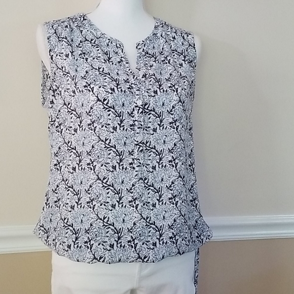 LOFT Tops - Sleeveless Tunic Top Small